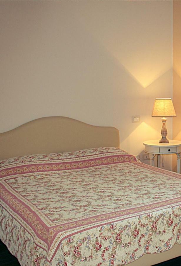 Il Fiore E La Farfalla Bed and Breakfast Pieve Vecchia  Εξωτερικό φωτογραφία